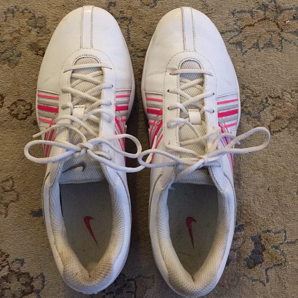 Nike Women’s Leather Golf Shoes - Size 8.5